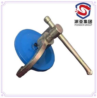 ガラス張りのハンドホール